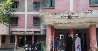 কাগজে আছেন, কর্মস্থলে নেই ডাক্তার; ফলে ব্যাহত চিকিৎসাসেবা